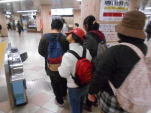 電車で名古屋港水族館へ！